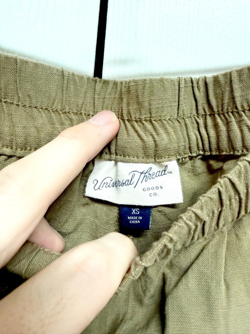 Universal Thread Men's Cargo Pants in Khaki - Picture 5 of 6